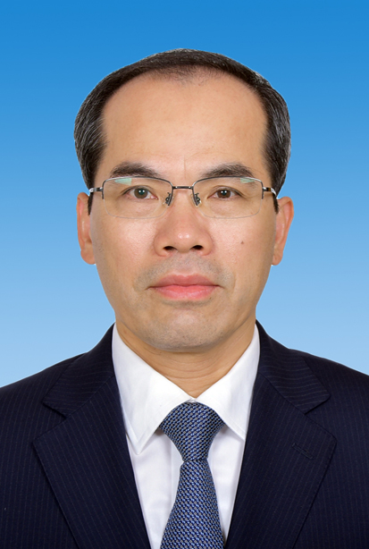 1993年7月河海大学港口及航道工程专业本科毕业,1998年9月河海大学